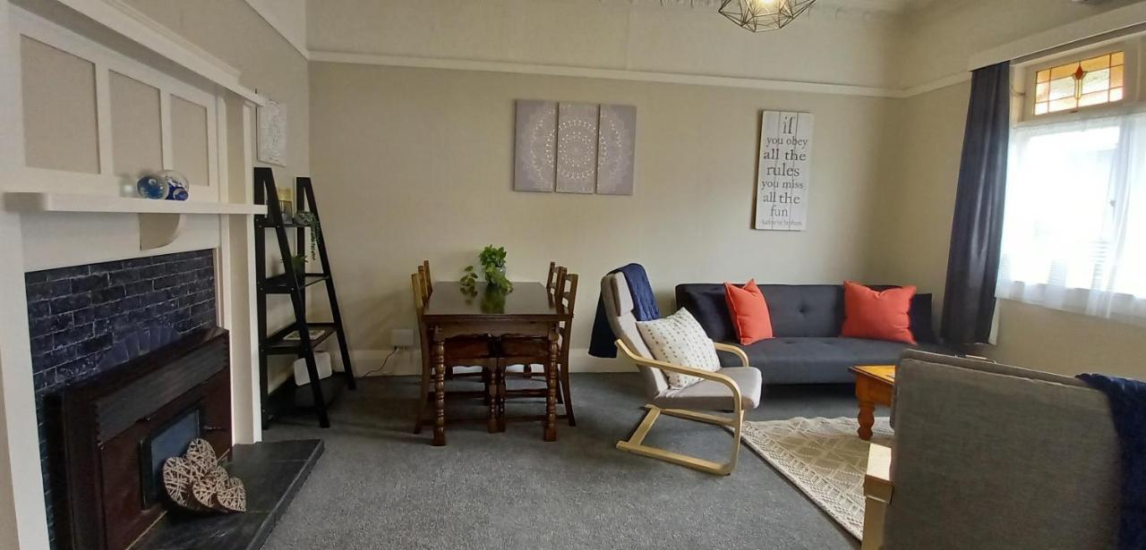 Character 2-Bedroom Unit マスタートン エクステリア 写真